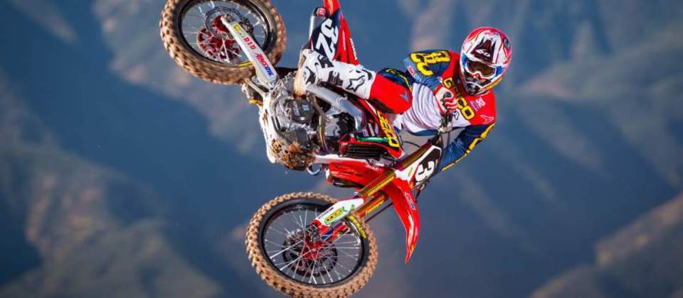 Premium High-quality Synthetic Lubricants for Dirt Bikes